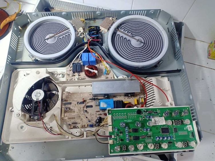 sửa bếp từ tại Hà Đông